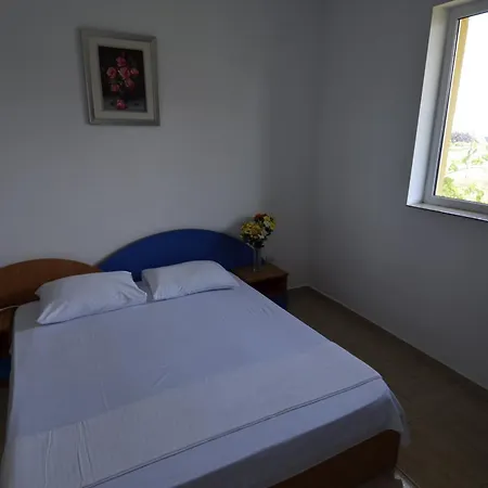 Albergue Adonis Costinesti