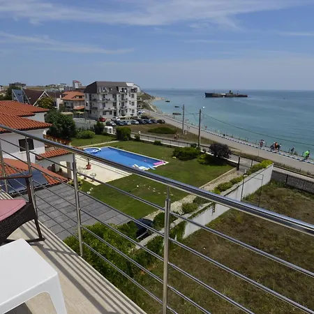 Albergue Adonis Costinesti