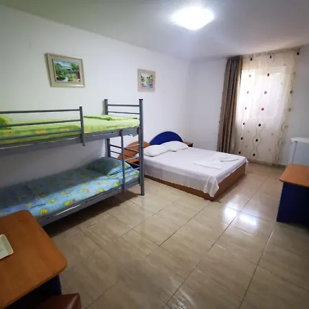 Hostel Adonis
