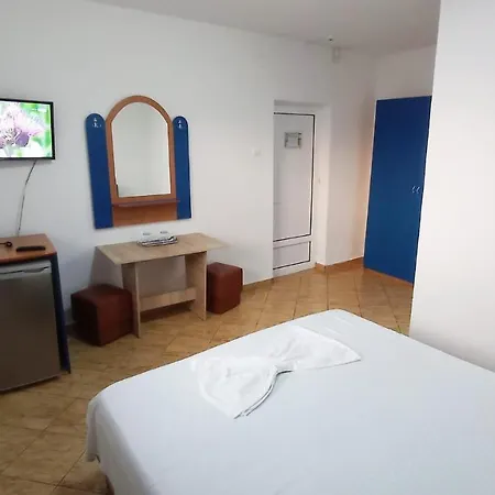 Hostel Adonis