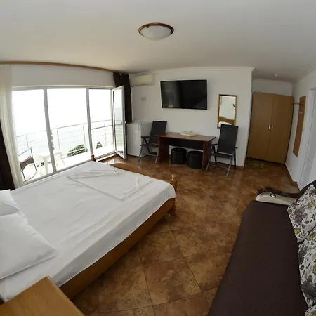 Hostel Adonis Costinești