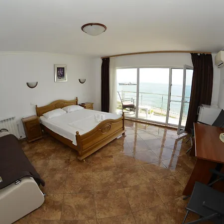 Hostel Adonis Costinești