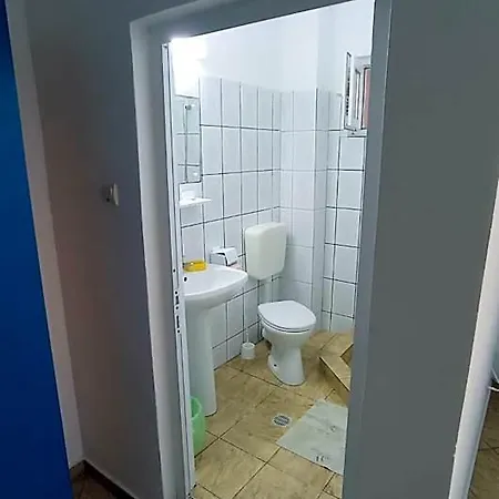 Hostel Adonis