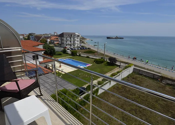 Hostel Adonis Costinesti